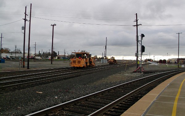 Union Pacific ATS 0601 - Fairmont Jackson Tamper -- Union Pacific BR 0710 - Kershaw Ballast Regulator