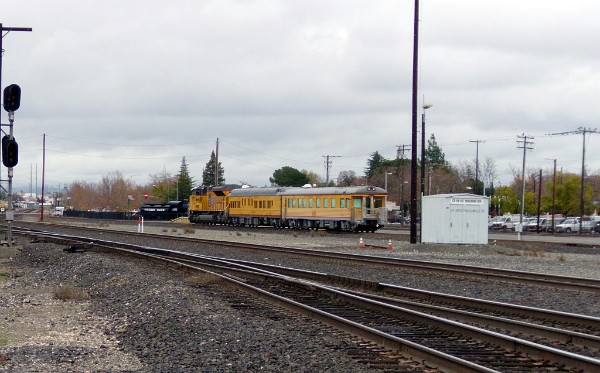 UP8773 (SD70ACe) - UPP140 Stanford - UPP150 Sunset