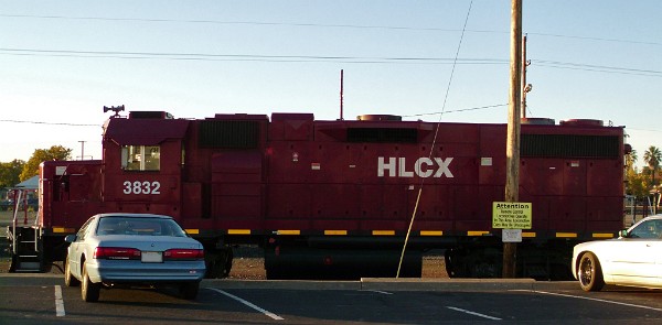 HLCX3832 (GP38-2)