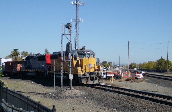 UP1346 (GP40-2) - SSW9652 (GP60) - Caboose SP4704