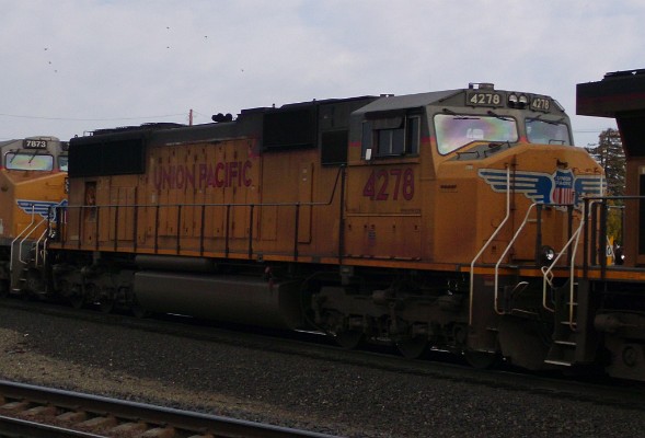 UP4278 (SD70M)