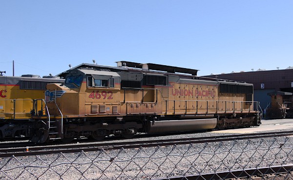 UP4692 (SD70M)