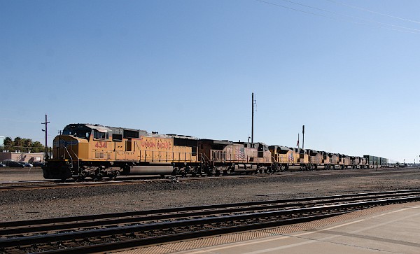 UP4341 (SD70M) - UP5722 (C44ACCTE) - UP8475 (SD70ACe) - UP8828 (SD70AH) - UP7164 (C44ACM) - UP6197 (C44AC) - UP6062 (C44ACCTE) - UP7725 (C45ACCTE)