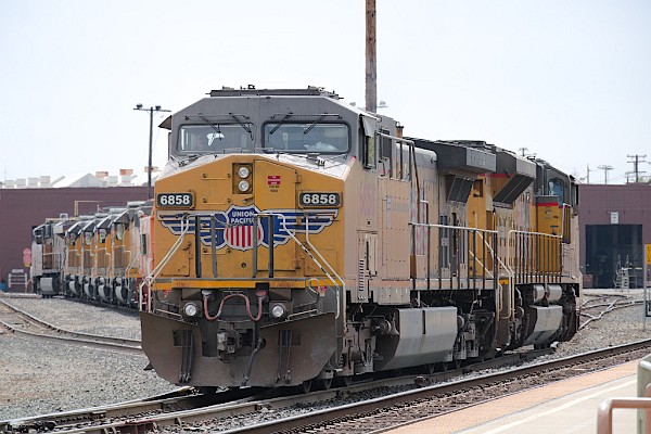 UP6858 (C44AC)