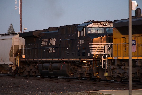 NS4418 (AC44C6M)