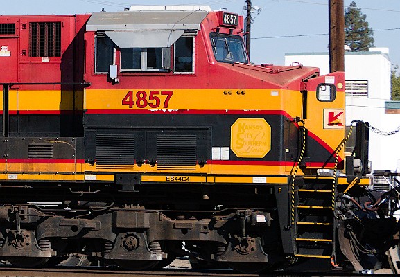 KCS4857 (ES44C4)