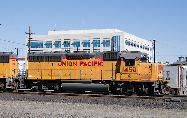 UP1450 (GP40-2)