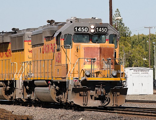 UP1450 (GP40-2)