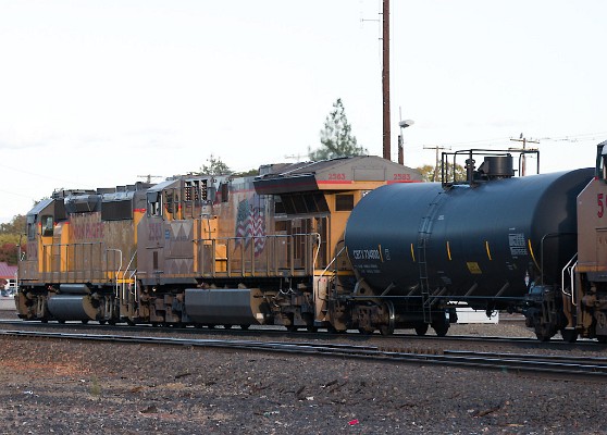 CBTX734800 - UP2583 (C45AH) - UP1376 (GP40-2)