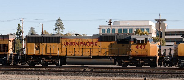 UP4143 (SD70M)