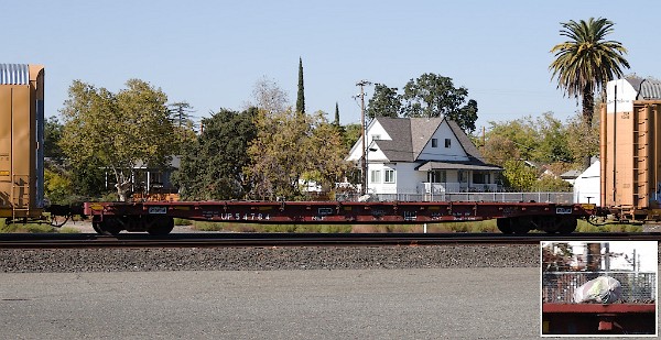 UP54784 - Flatcar