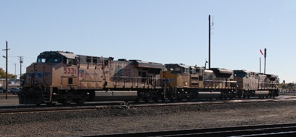 UP5331 (C45ACCTE) - UP9099 (SD70AH) - UP5965 (C44ACCTE)