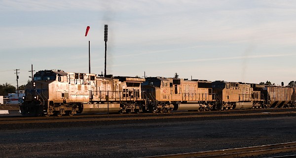 UP6016 (C44ACCTE) - UP4621 (SD70M) - UP6920 (C44ACCCA)