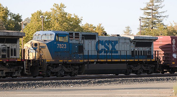 CSXT7823 (CW40-8)