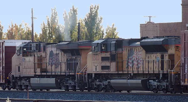 UP8563 (SD70ACe) - UP7725 (C45ACCTE)