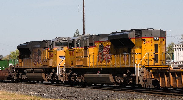 UP8644 (SD70ACE) - UP9077 (SD70AH)