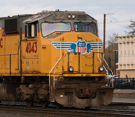 UP4043 (SD70M)