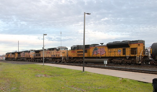 UP8760 (SD70ACe) - UP5924 (C44ACCTE) - UP6816 (C44AC) - UP8904 (SD70AH)