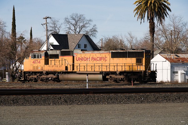 UP4174 (SD70M)