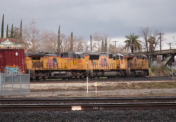 UP8095 (C45AH) - UP3803 (SD70M) - UP6255 (C44AC)