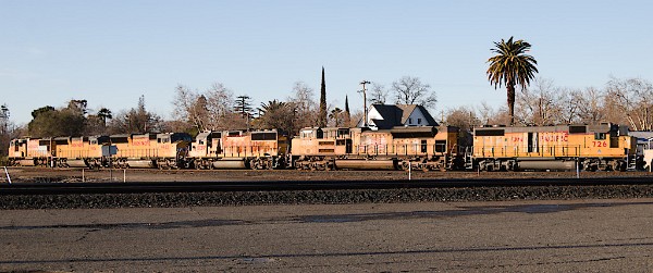 UP4574 (SD70M) - UP9904 (SD59MX) - UP9902 (SD59MX) - UP1039 (GP60) - UP8381 (SD70ACe) - UP726 (GP38N)