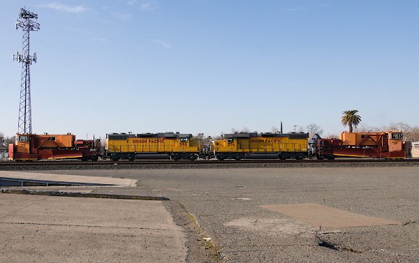 SPMW4032 Spreader - UP590 (GP38N) - UP576 (GP38N) - SPMW4031 Spreader