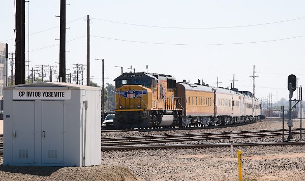 UP4533 (SD70M)