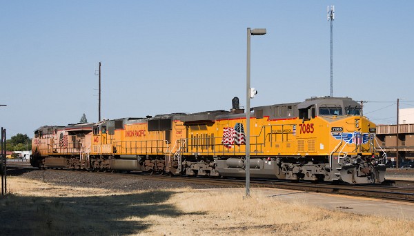 UP5342 (C45ACCTE) - UP4410 (SD70M) - UP7085 (C44ACM)