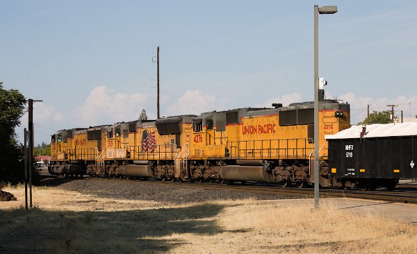 UP4318 (SD70M) - UP3929 (SD70M) - UP4276 (SD70M)