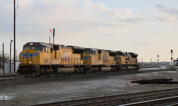 UP5141 (SD70M) - UP4846 (SD70M) - UP8581 (SD70ACe)