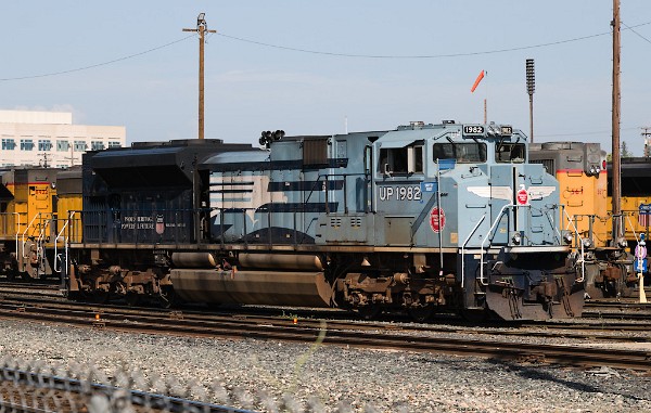 UP1982 (SD70ACe)