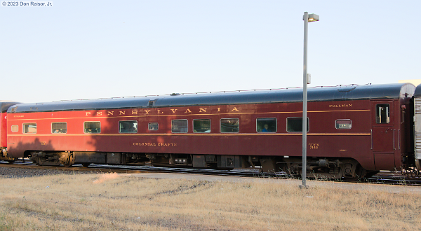 SUEX7149 (800061) Colonial Crafts