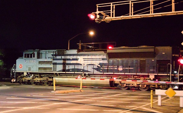 UP1982 (SD70ACe)