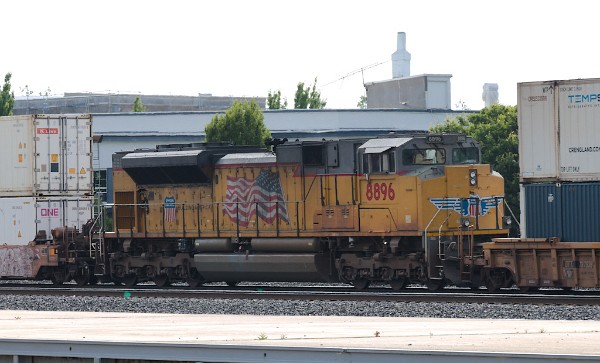 UP8896 (SD70AH)