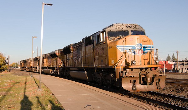 UP3928 (SD70M) - UP8904 (SD70AH) - UP6687 (C44ACM) - UP7127 (C44ACM)