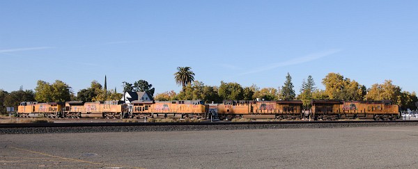 UP6295 (C44AC) - UP8320 (SD70ACe) - UP5515 (C45ACCTE) - UP8180 (C45AH) - UP2680 (C45AH)