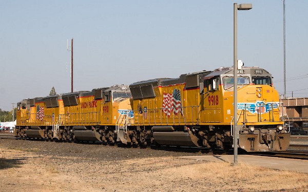 UP9918 (SD59MX) - UP9901 (SD59MX) - UP9927 (SD59MX)