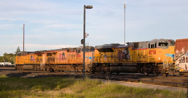 UP6387 (C44ACM) - UP7454 (C45ACCTE) - UP8778 (SD70ACe)