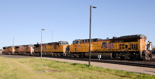 UP7087 (C44ACM) - UP7147 (C44ACM) - UP7408 (C45ACCTE) - UP8470 (SD70ACE)