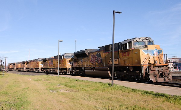 UP8581 (SD70ACe) - UP6605 (C44ACCTE) - UP7264 (C44ACM) - UP5381 (C45ACCTE) - UP7413 (C45ACCTE)