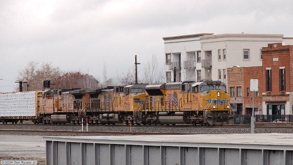 UP3066 (SD70AH*) - UP6615 (C44AC) - UP5829 (C44ACCTE)