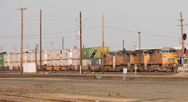 UP6592 (C44ACM) - UP9016 (SD70AH) - UP5901 (C44ACCTE) - UP7880 (C45ACCTE)