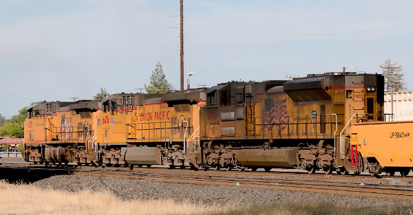 UP6751 (C44AC) - UP6474 (C44ACM) - UP8903 (SD70AH)