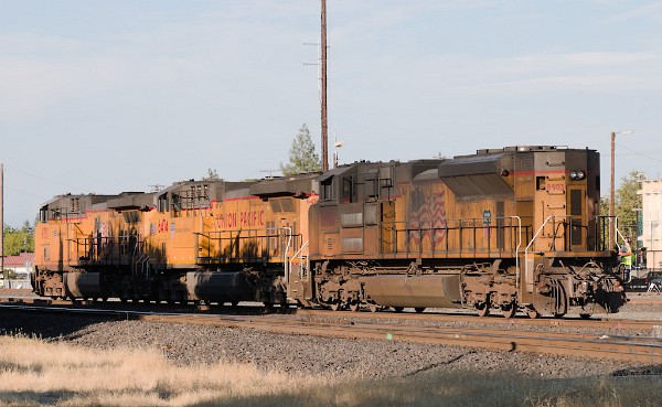 UP6751 (C44AC) - UP6474 (C44ACM) - UP8903 (SD70AH)