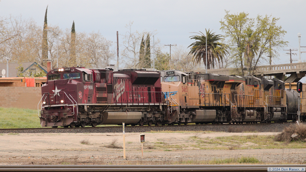 UP1988 (SD70ACe) - UP5465 (C45ACCTE) - UP7840 (C45ACCTE) - UP8607 (SD70ACE)