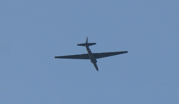 Hey, that's not a train! - Lockheed U-2 Reconnaissance Aircraft