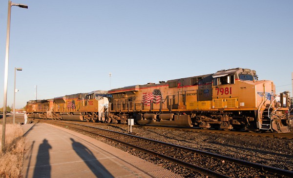 UP7981 (C45ACCTE) - UP3032 (SD70AH)* - UP6363 (C44AC)