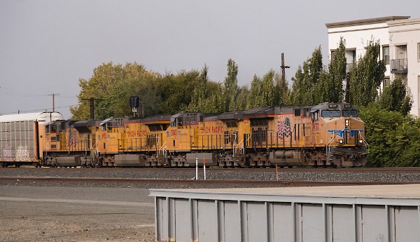 UP2637 (C45AH) - UP5743 (C44ACM) - UP6950 (C44ACM) - UP8546 (SD70ACe)