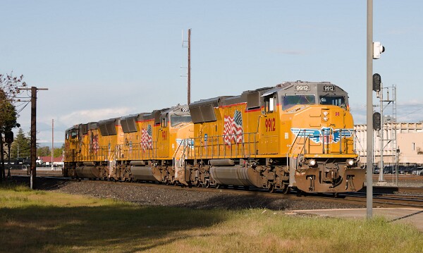 UP9912 (SD59MX) - UP9911 (SD59MX) - UP9920 (SD59MX)