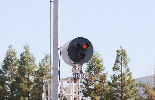 Triangular Color Light Signal Head